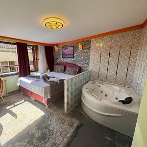 3* Отель Guer Royal Aparts
